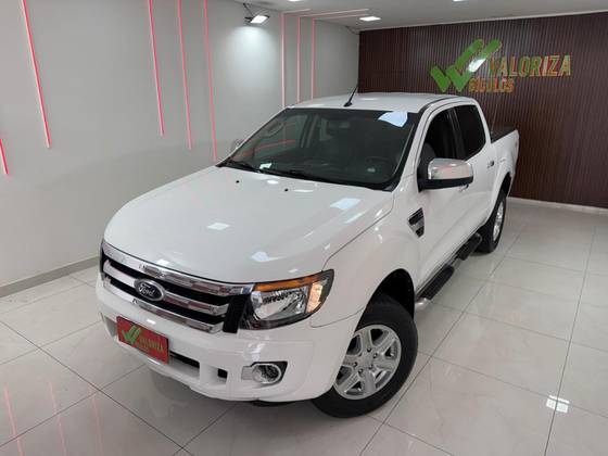 FORD RANGER 3.2 XLT 4X4 CD 20V DIESEL 4P AUTOMÁTICO